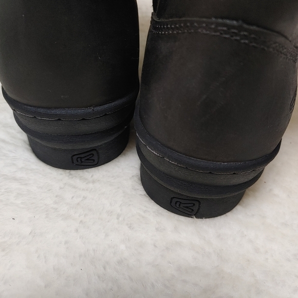 KEEN Wapato leather boots 7.5 - Picture 9 of 14